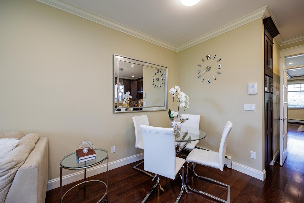 335 E 15th Street, North Vancouver