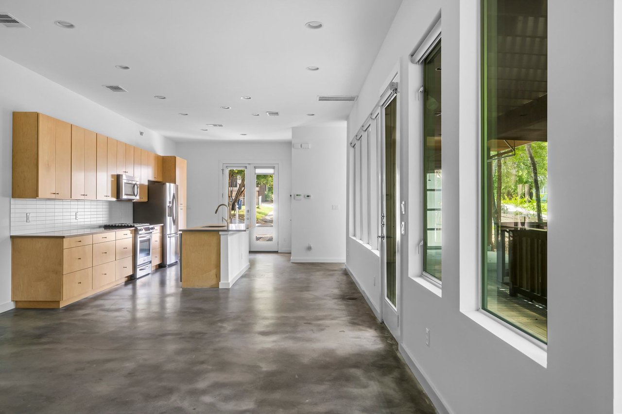 Zagorski Duplex -78704 Close to Downtown and Zilker~