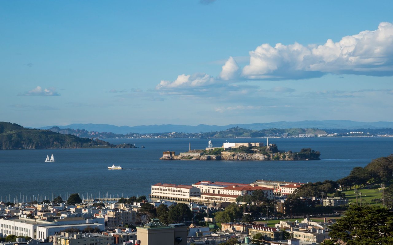 Legendary Pacific Heights Residence