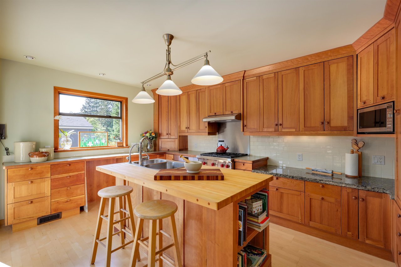 4638 Lockehaven Pl