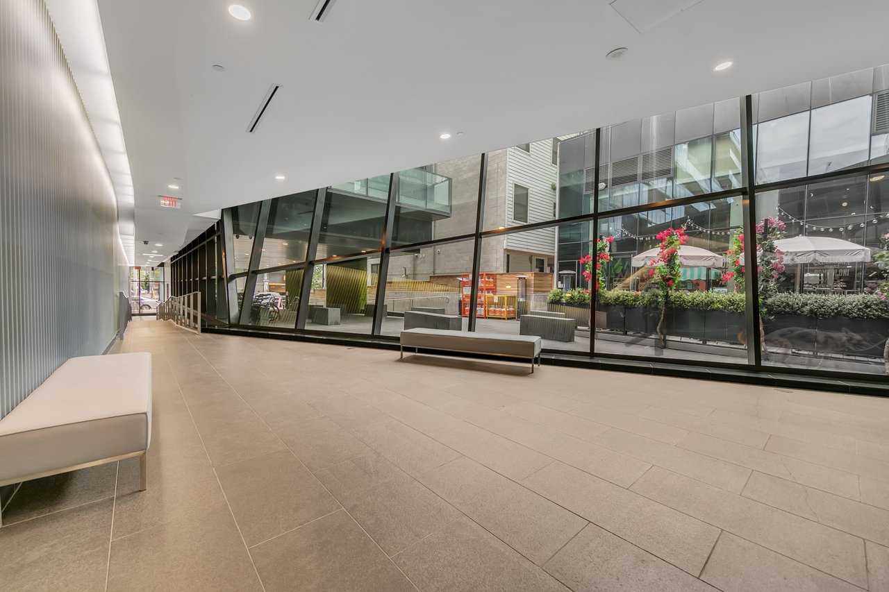 38 Stewart Street #408