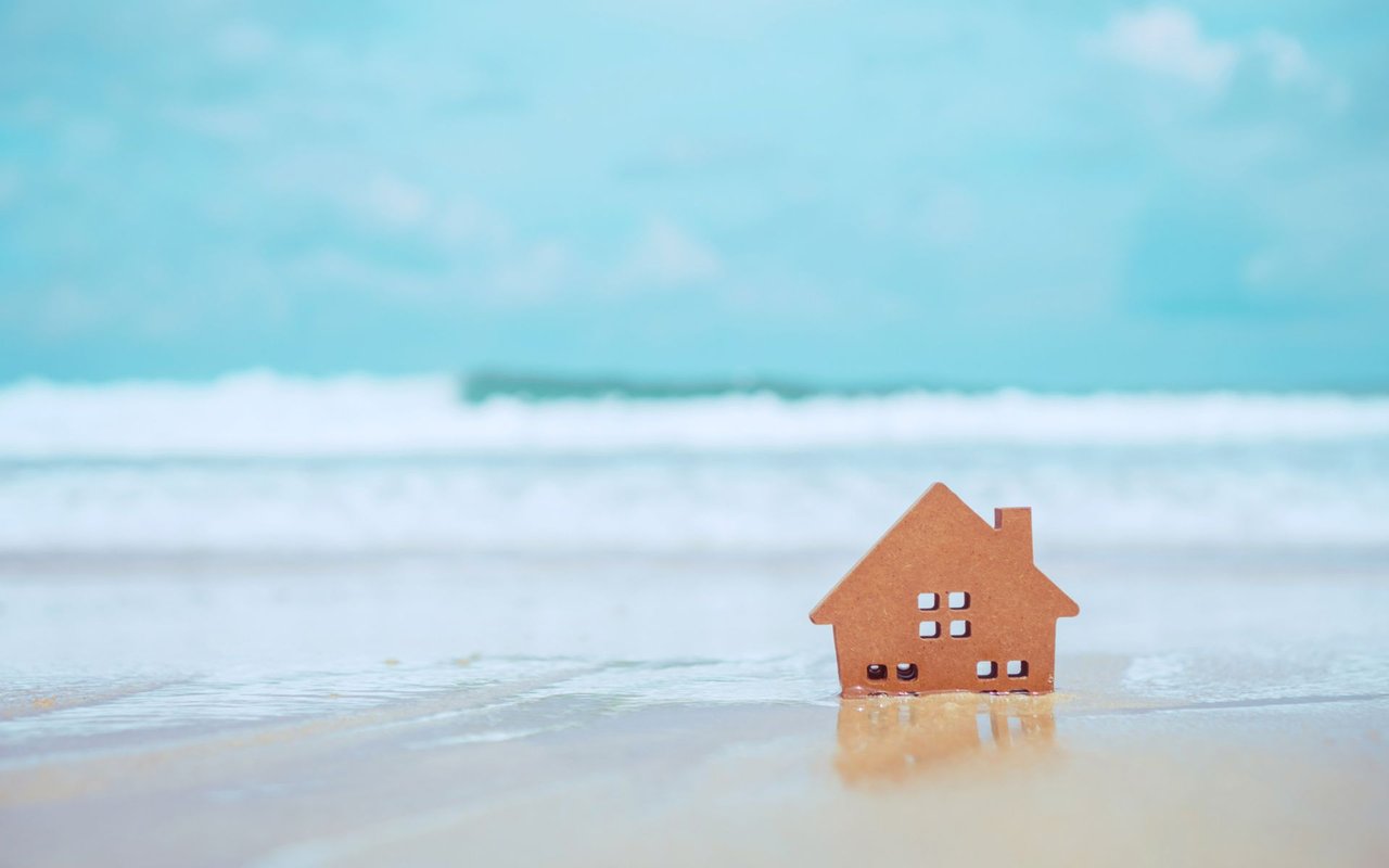 What A Winning Property Contract Looks Like on Longboat Key