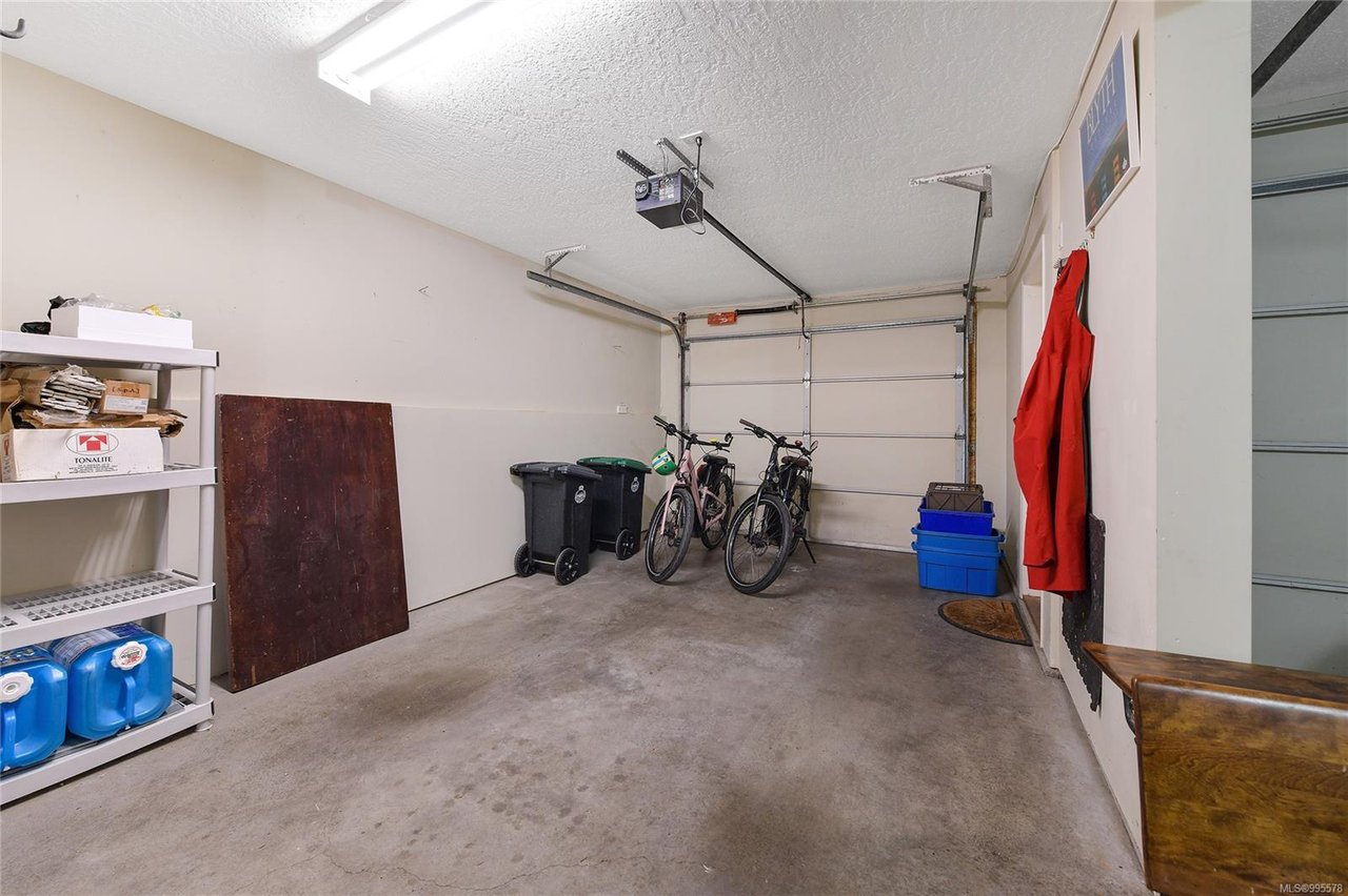 12-127 Aldersmith Pl