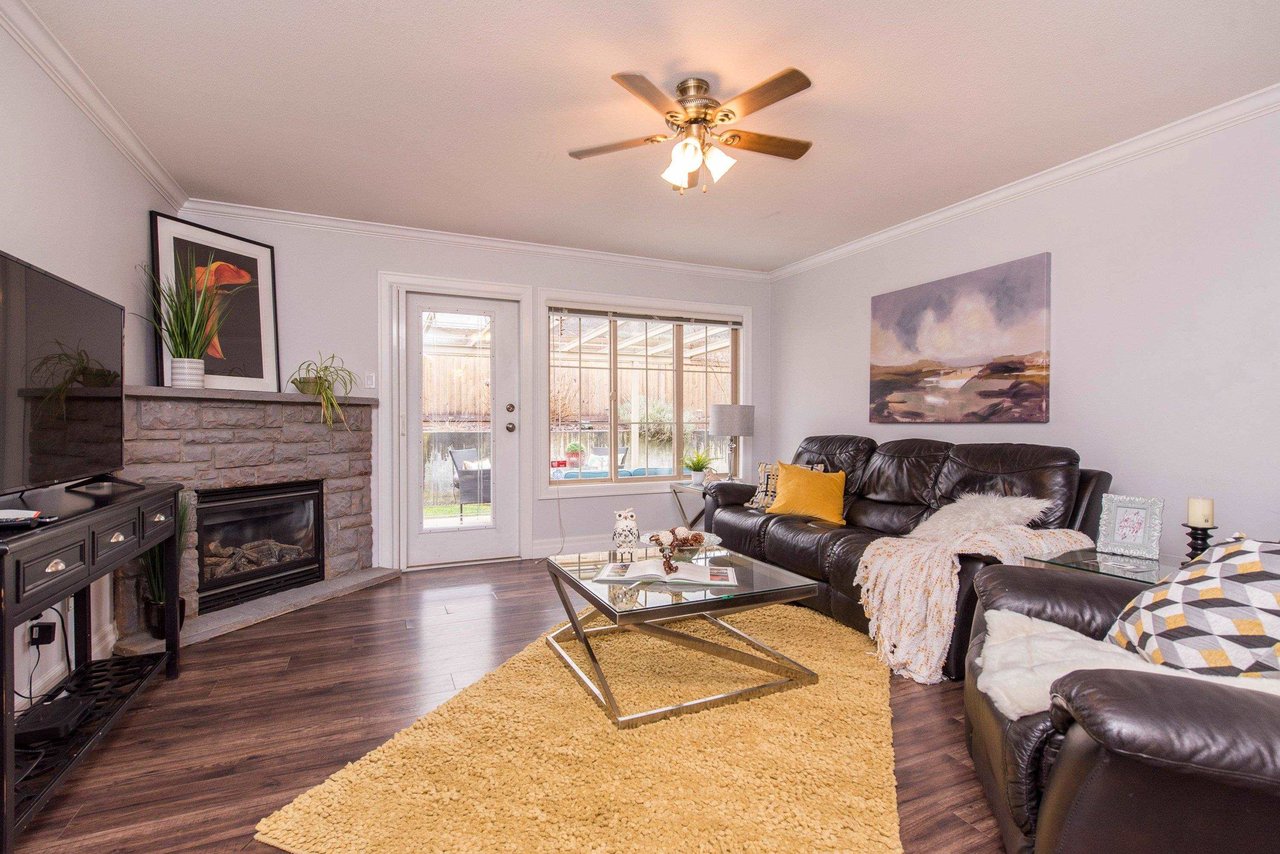 51-6449 Blackwood Ln