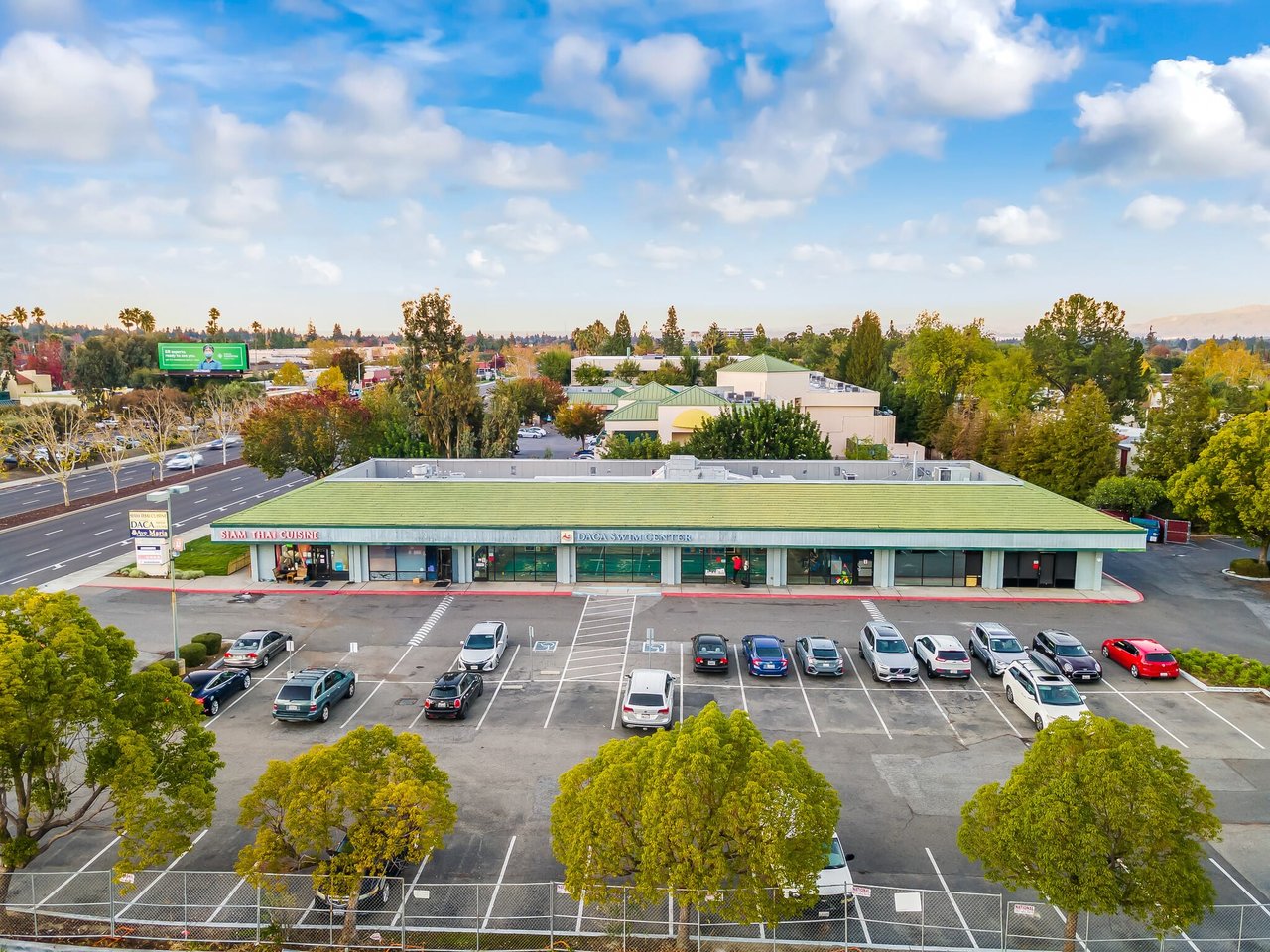 NNN Leased Shopping Center