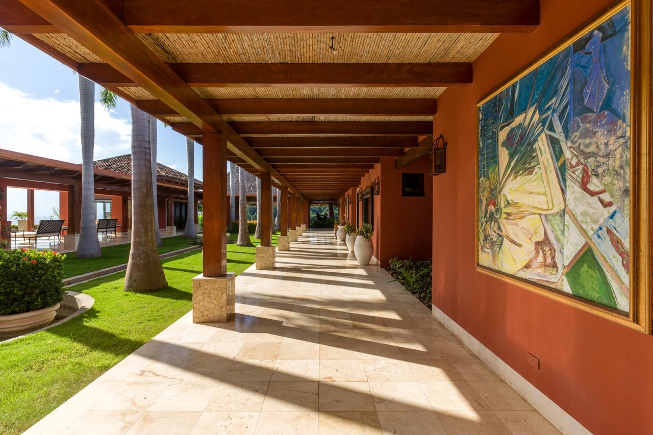 Castello Pacifico in Playa Flamingo