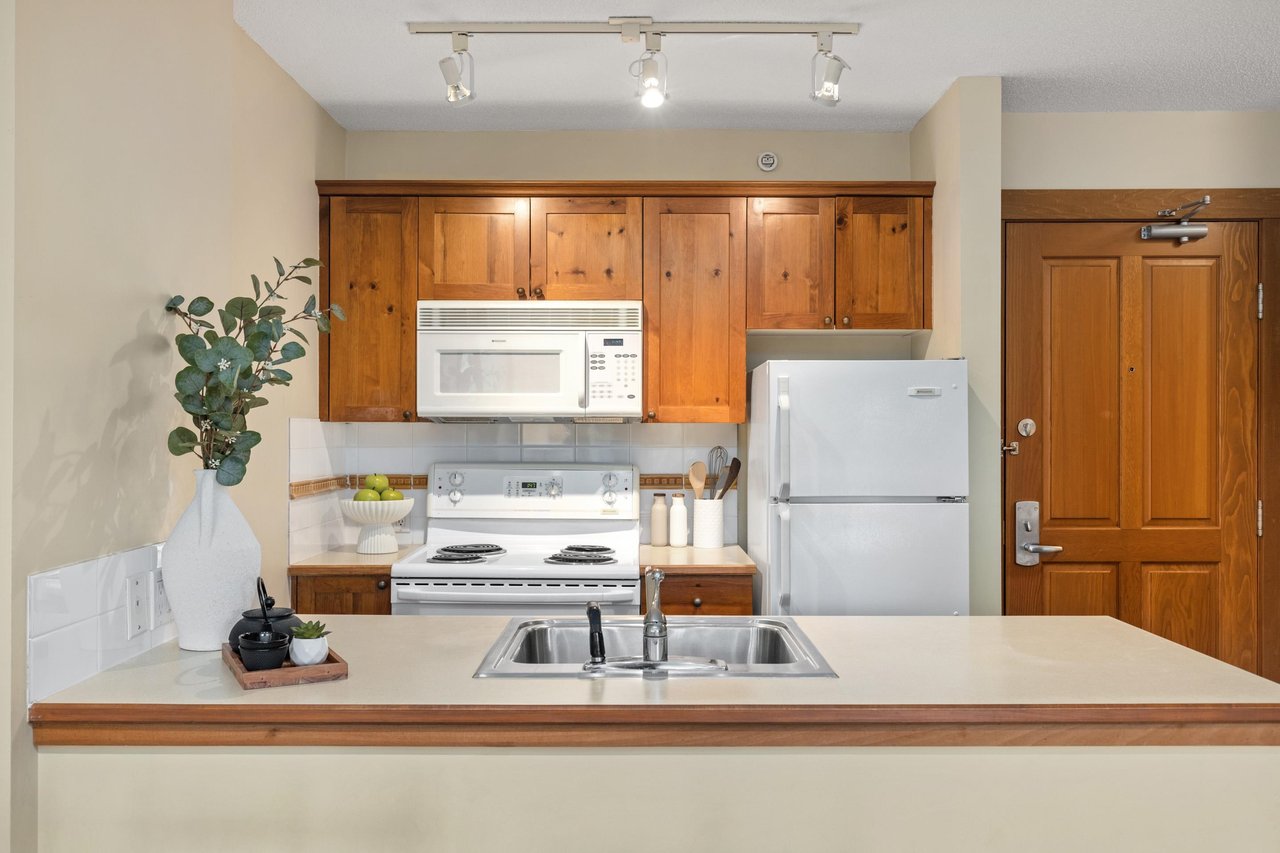 511-4660 Blackcomb Wy