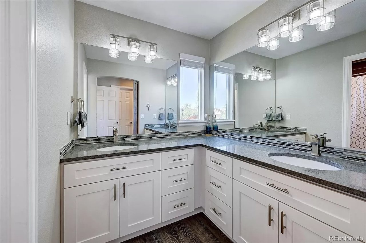 5640 S Quatar Ct