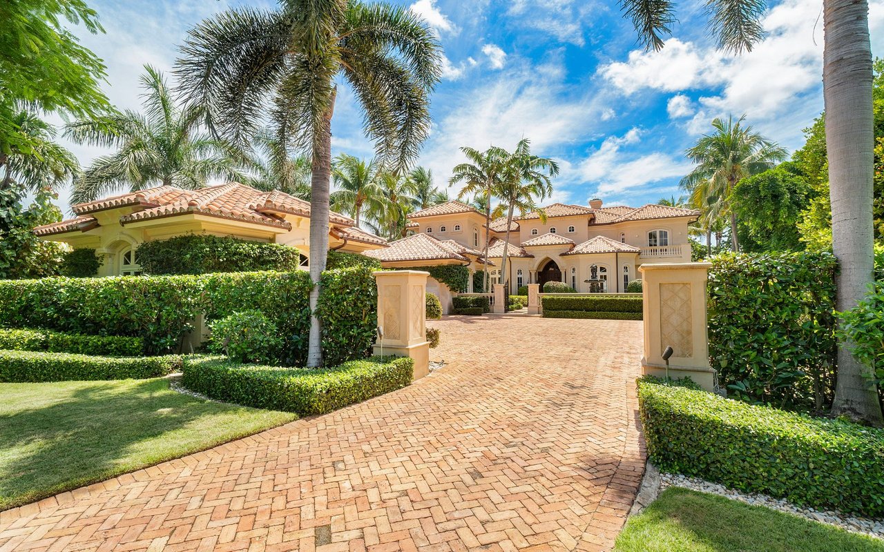 1555 N Ocean Blvd