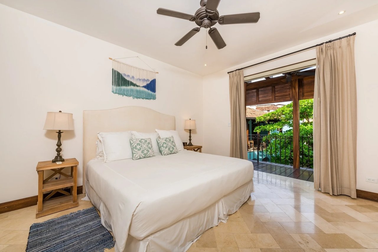 Four Balcony Turnkey Flat, Flamingo, Guanacaste