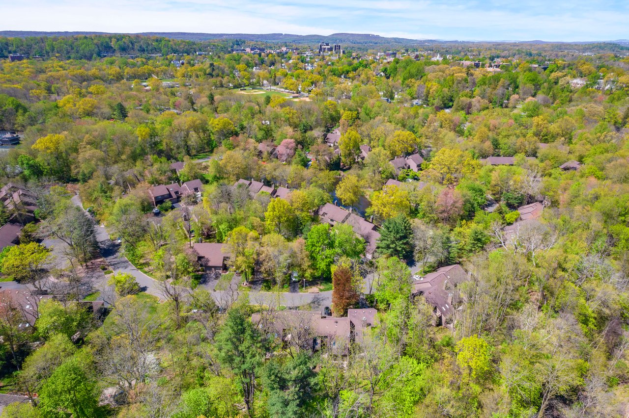 27 Windmill Dr