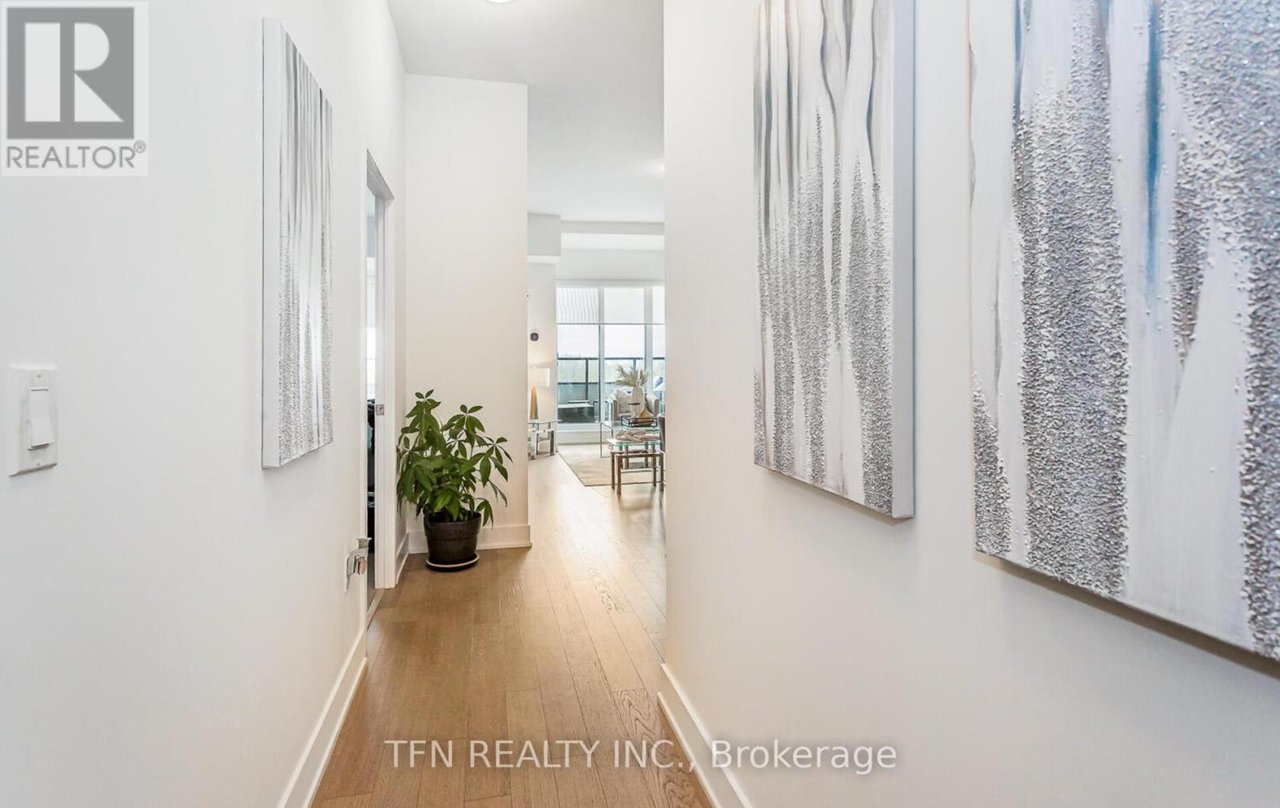 20 Shore Breeze Drive, Unit 213