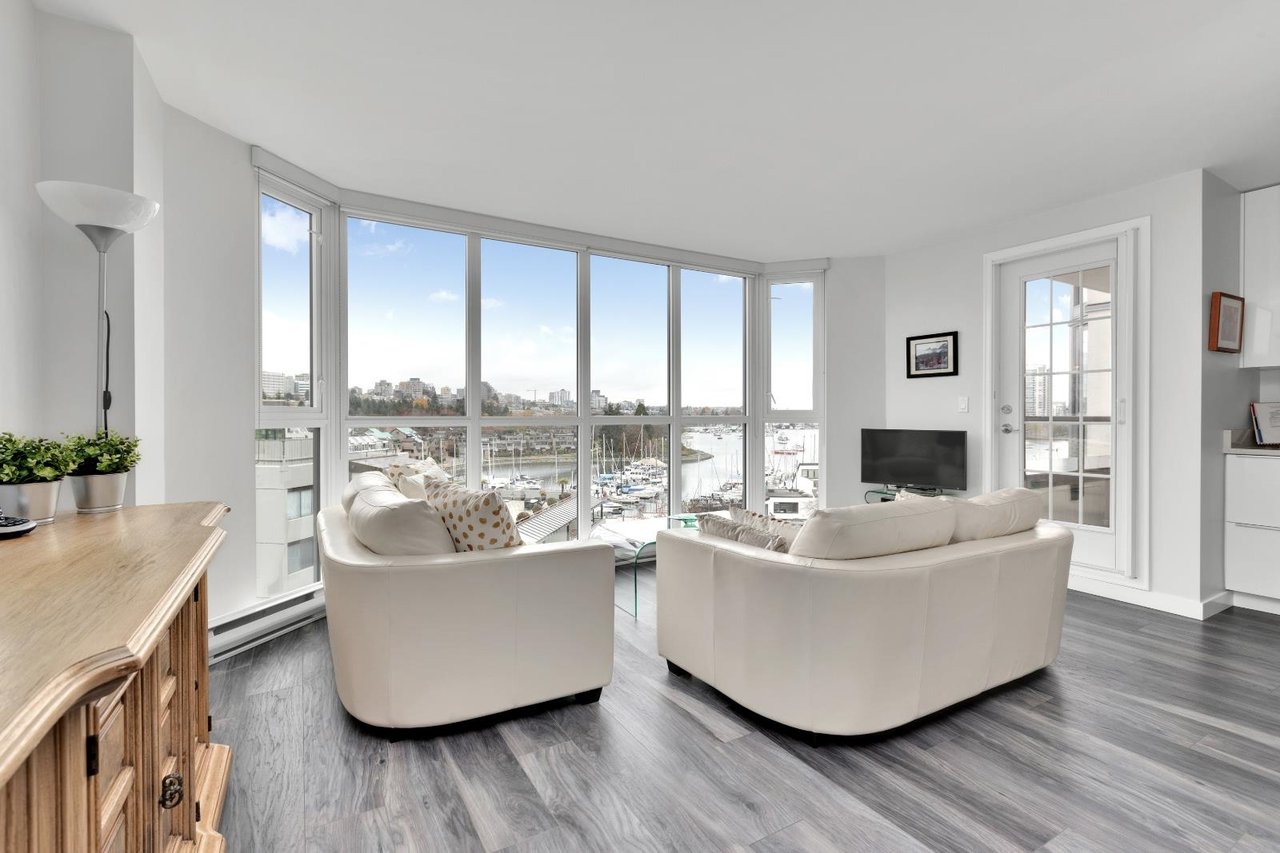 811-456 Moberly Road, Vancouver