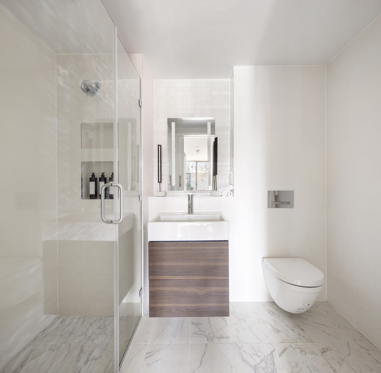 1064 Hancock Street, Unit 202