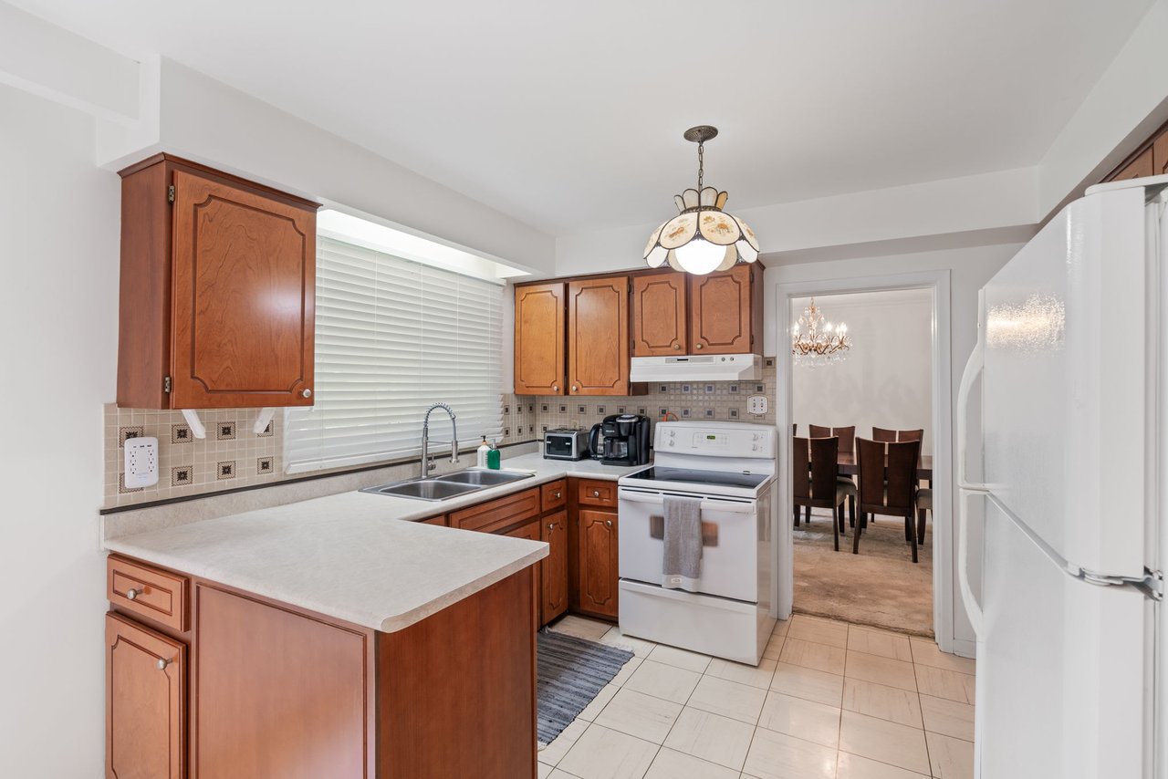 SOLD: Coveted Bayview Woods