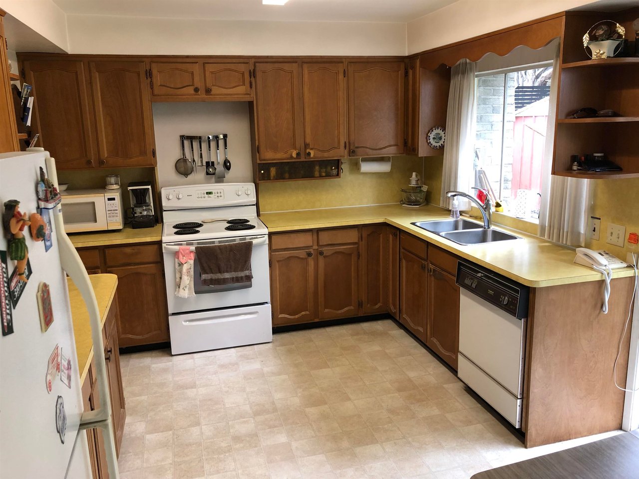 2638 Edgar Cres