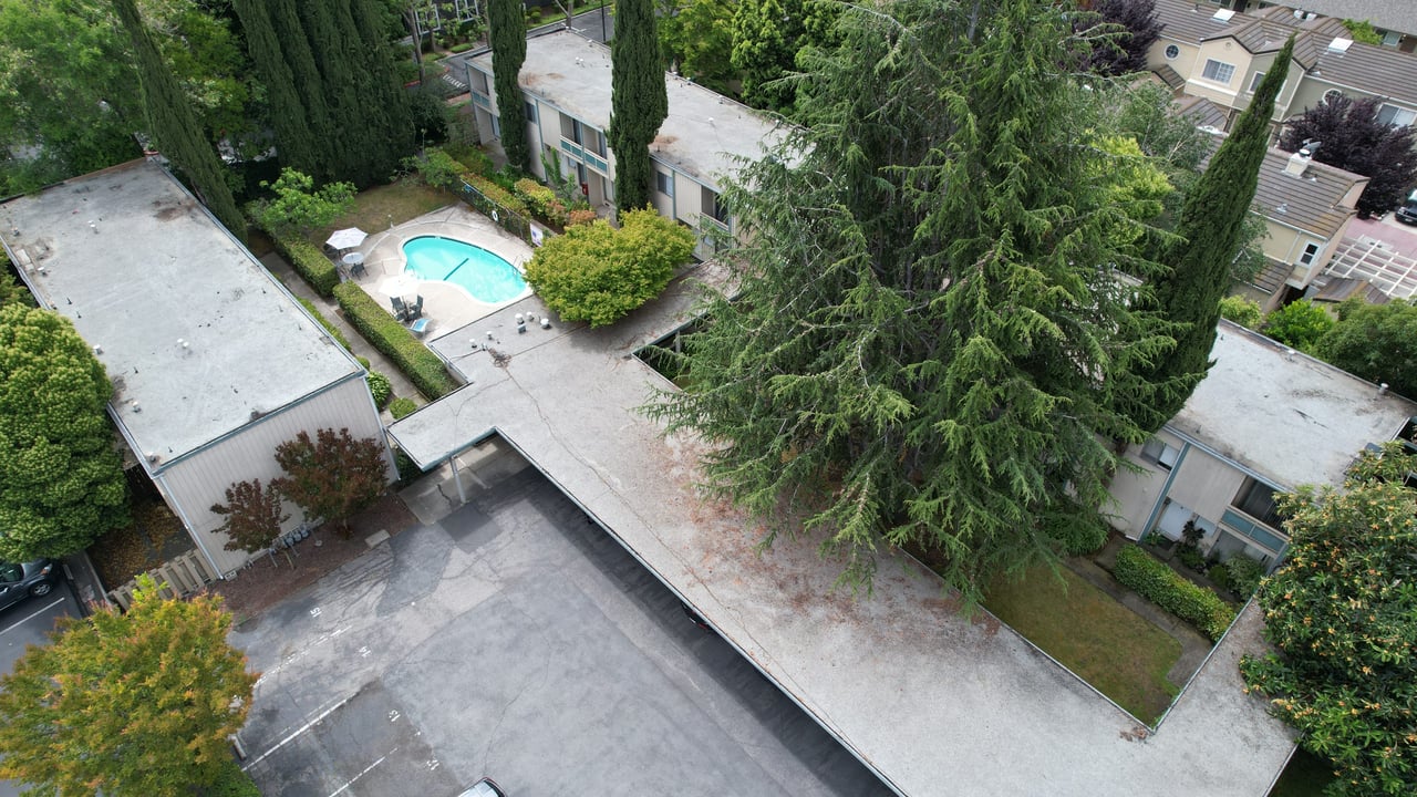 429 N Rengstorff