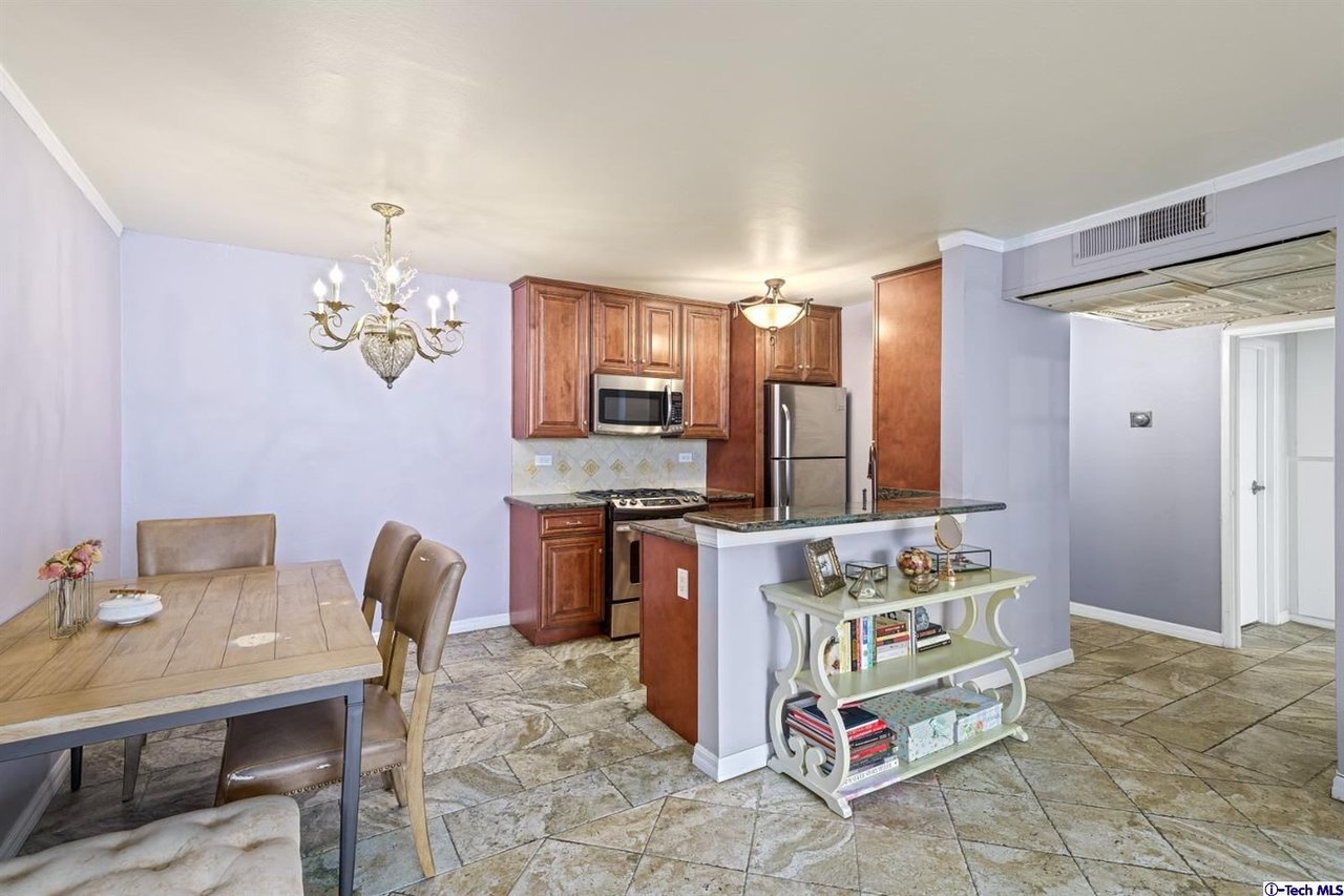 421 S Lafayette Park Pl, #523
