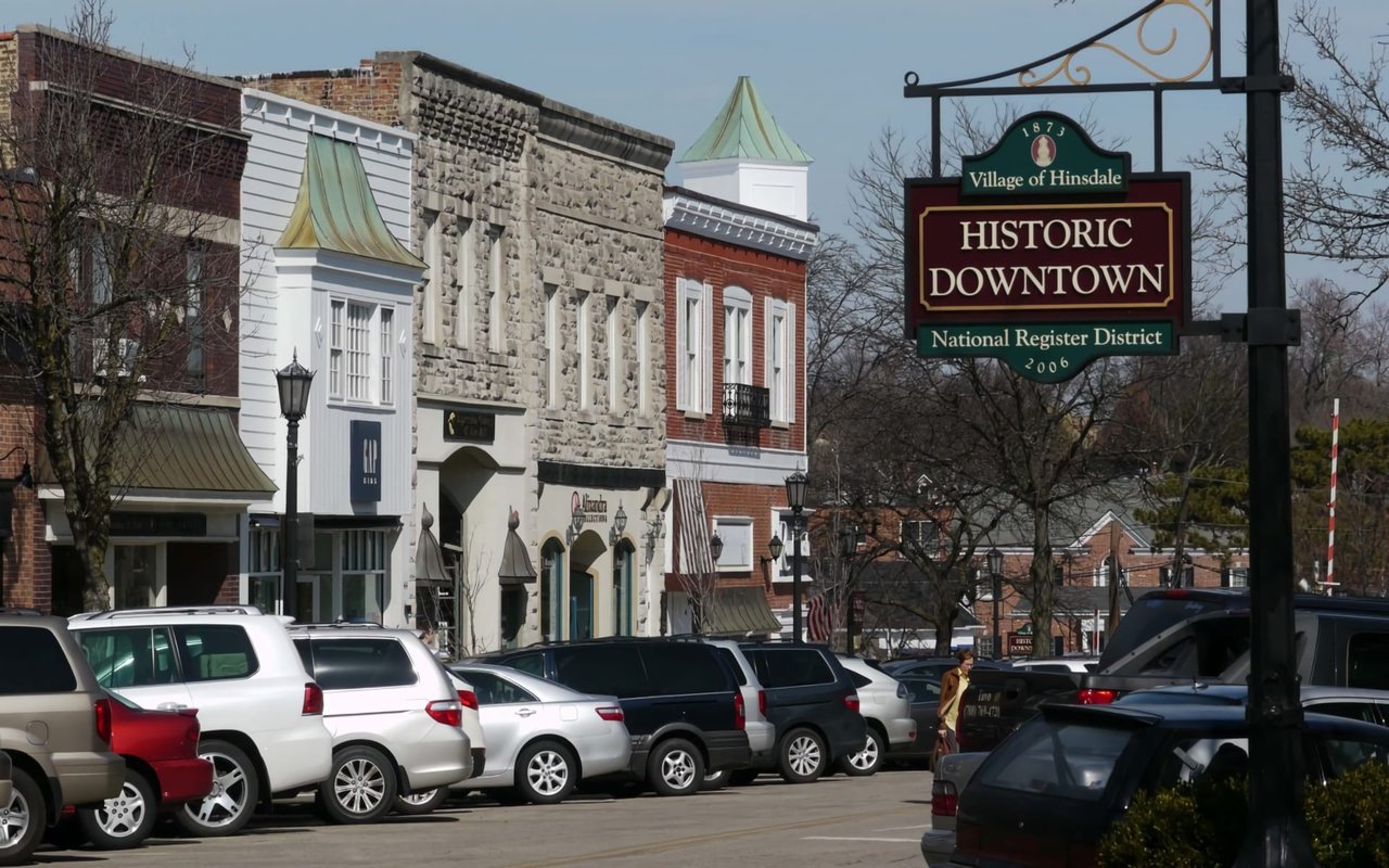 5 Reasons People Move to Hinsdale