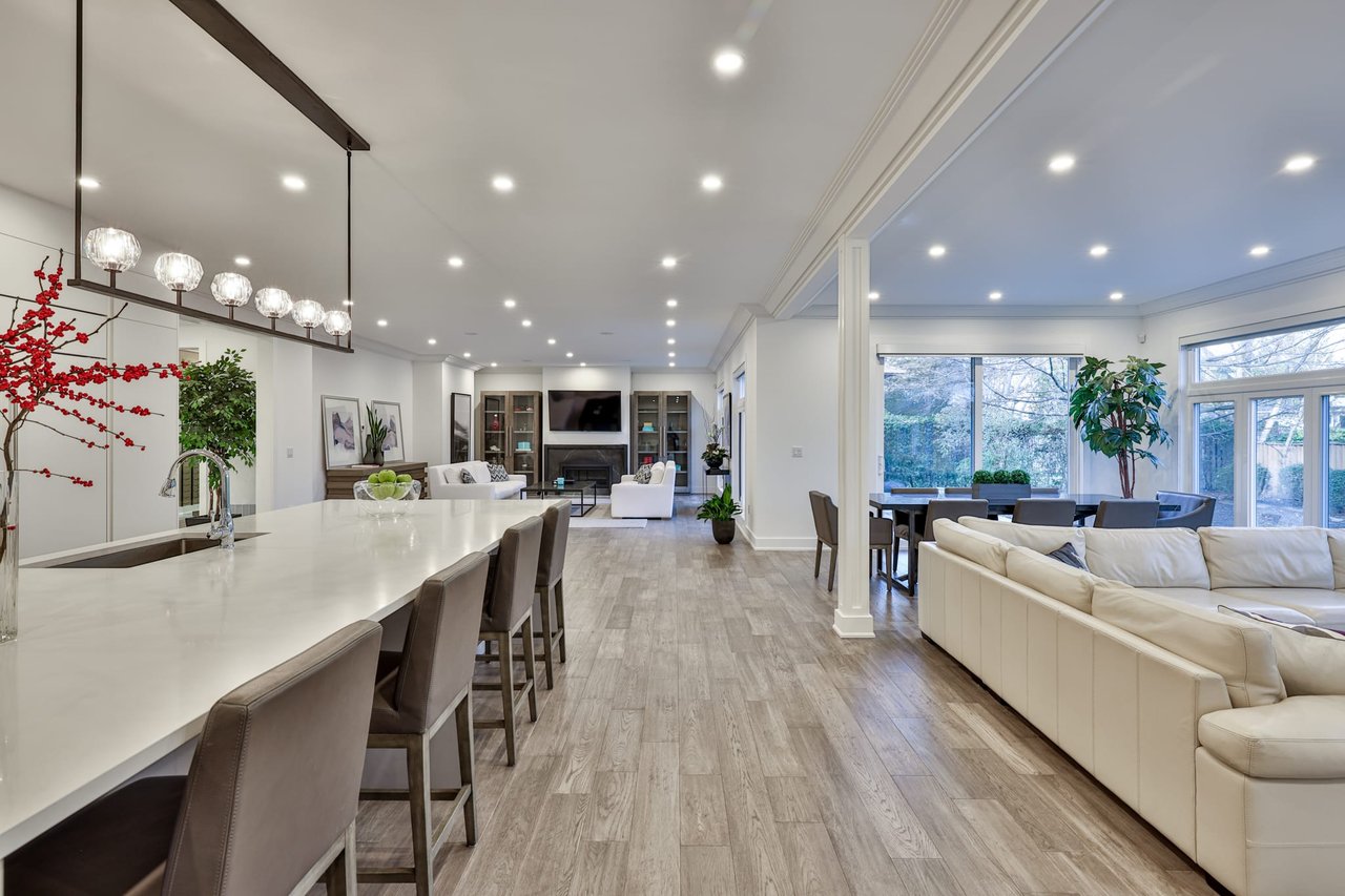 SOLD: Premium Corner Locale