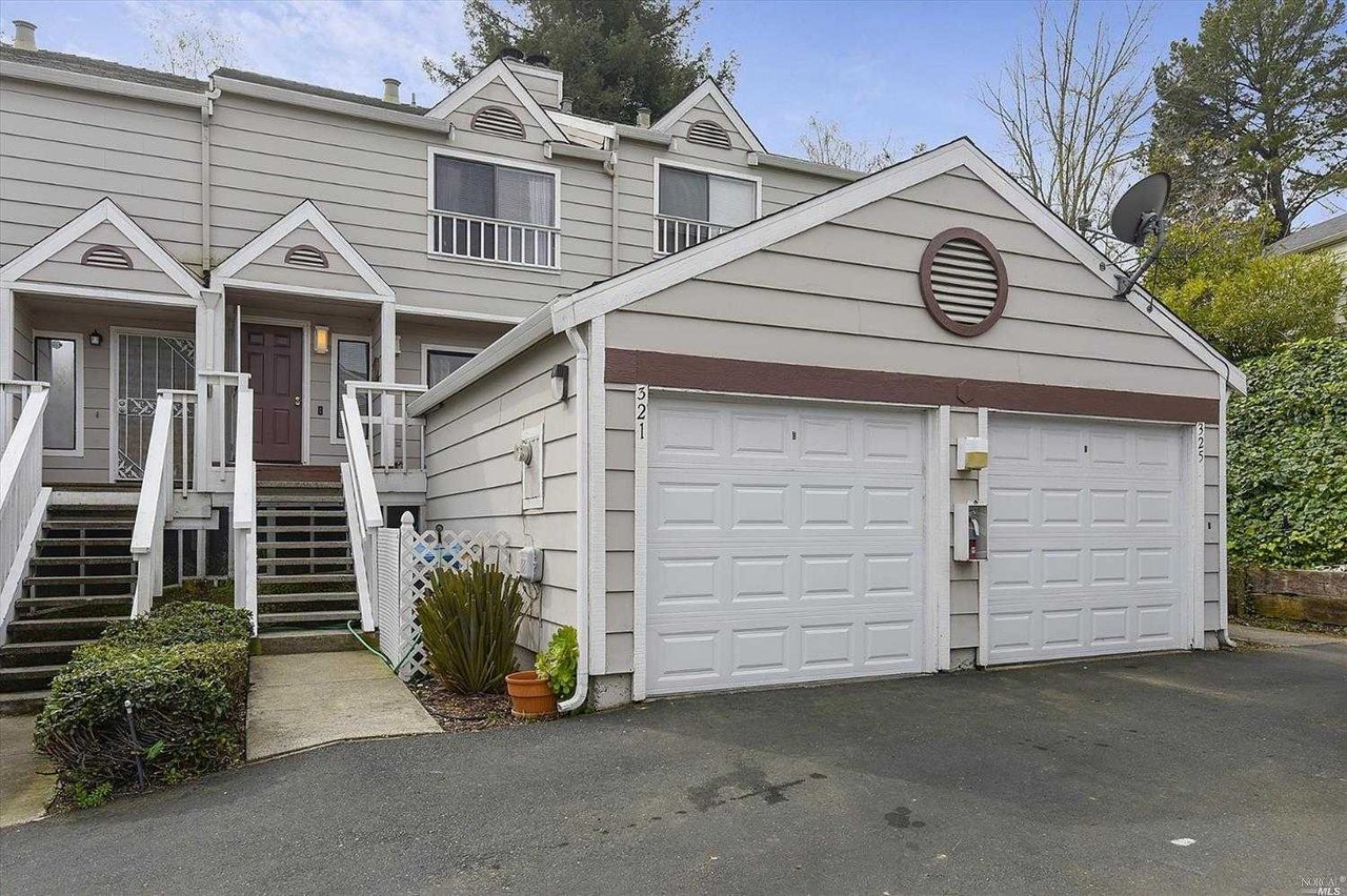 321 Seaport Drive