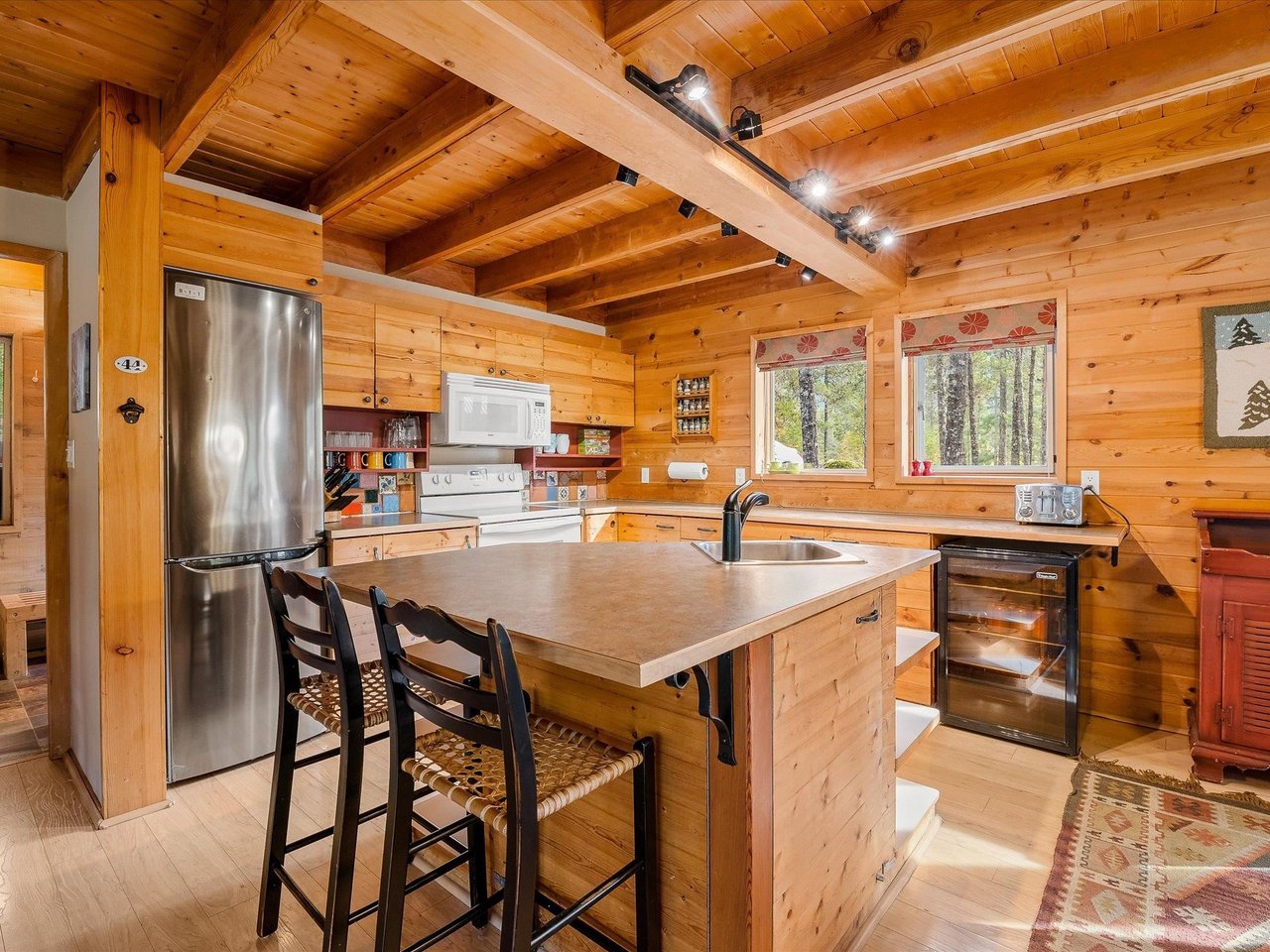 44 Black Tusk Dr