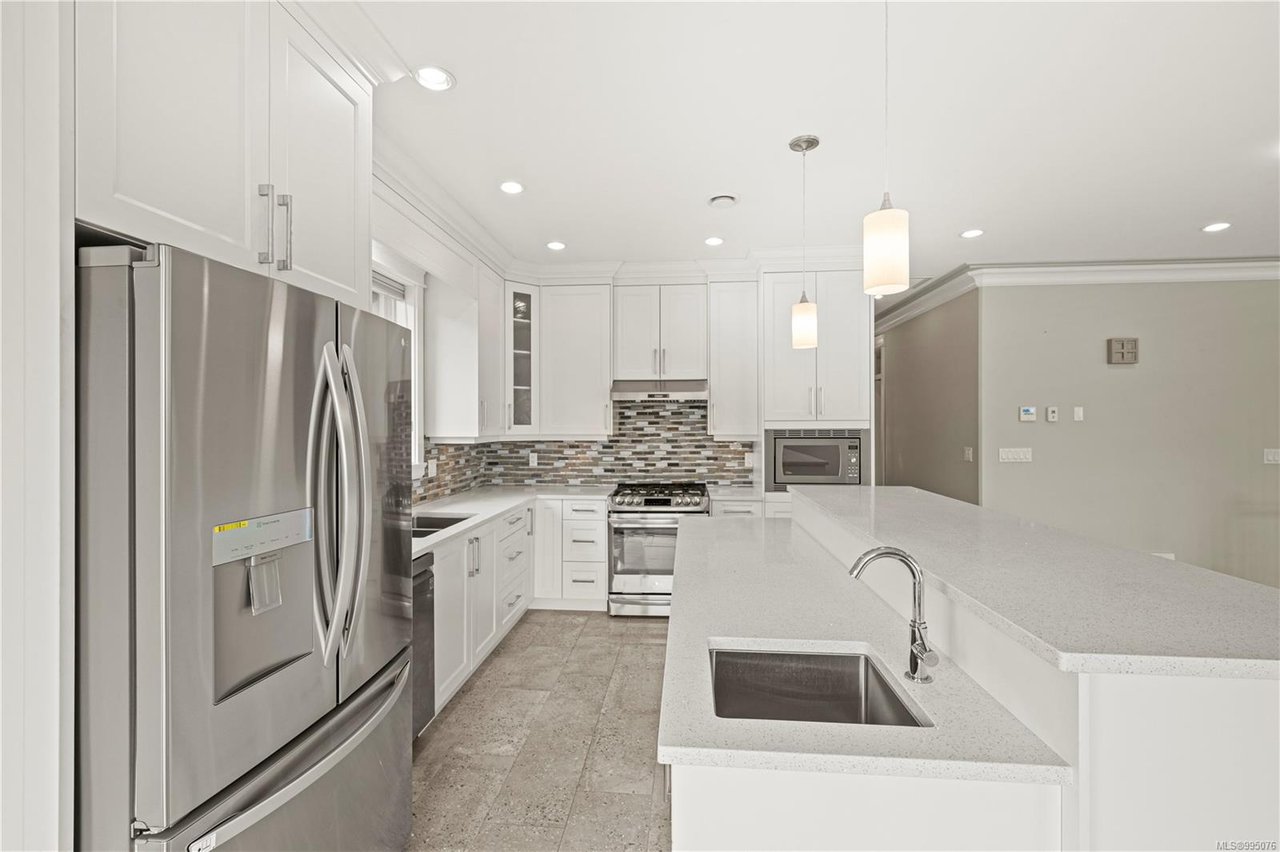 1210 Flint Ave, Langford