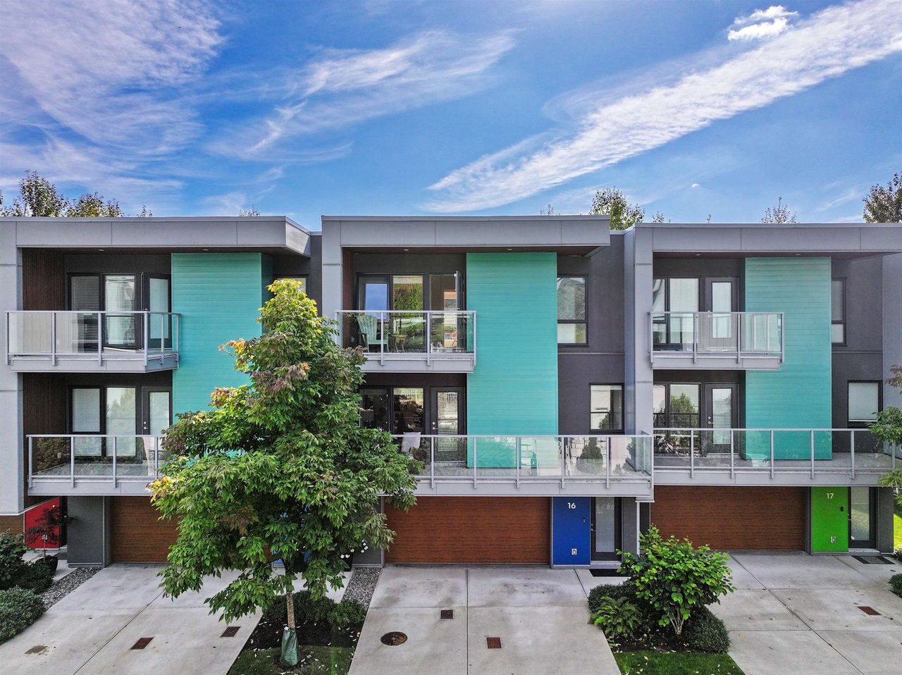 16-3595 Salal Drive, North Vancouver