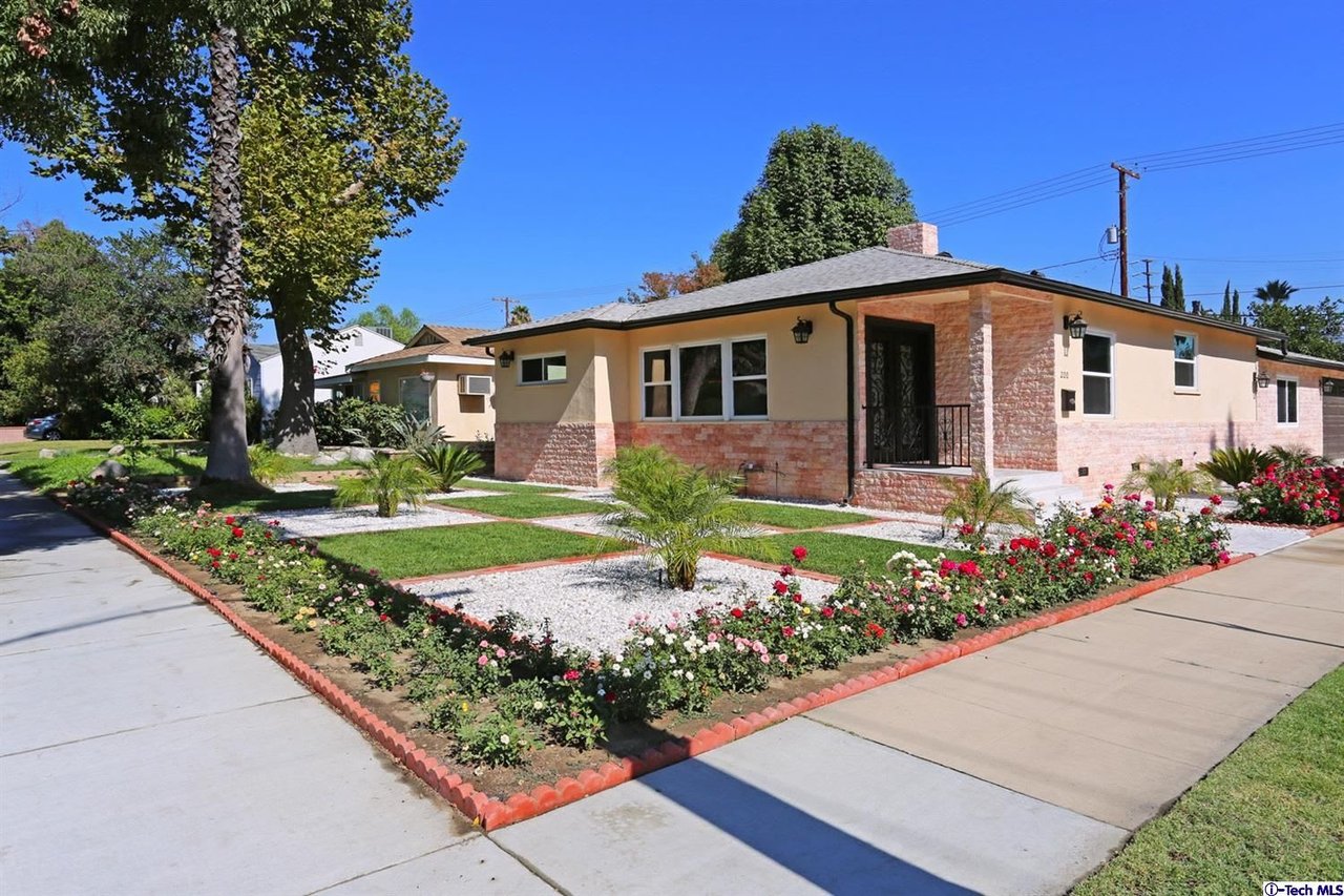200 N Frederic St, Burbank, CA 91505