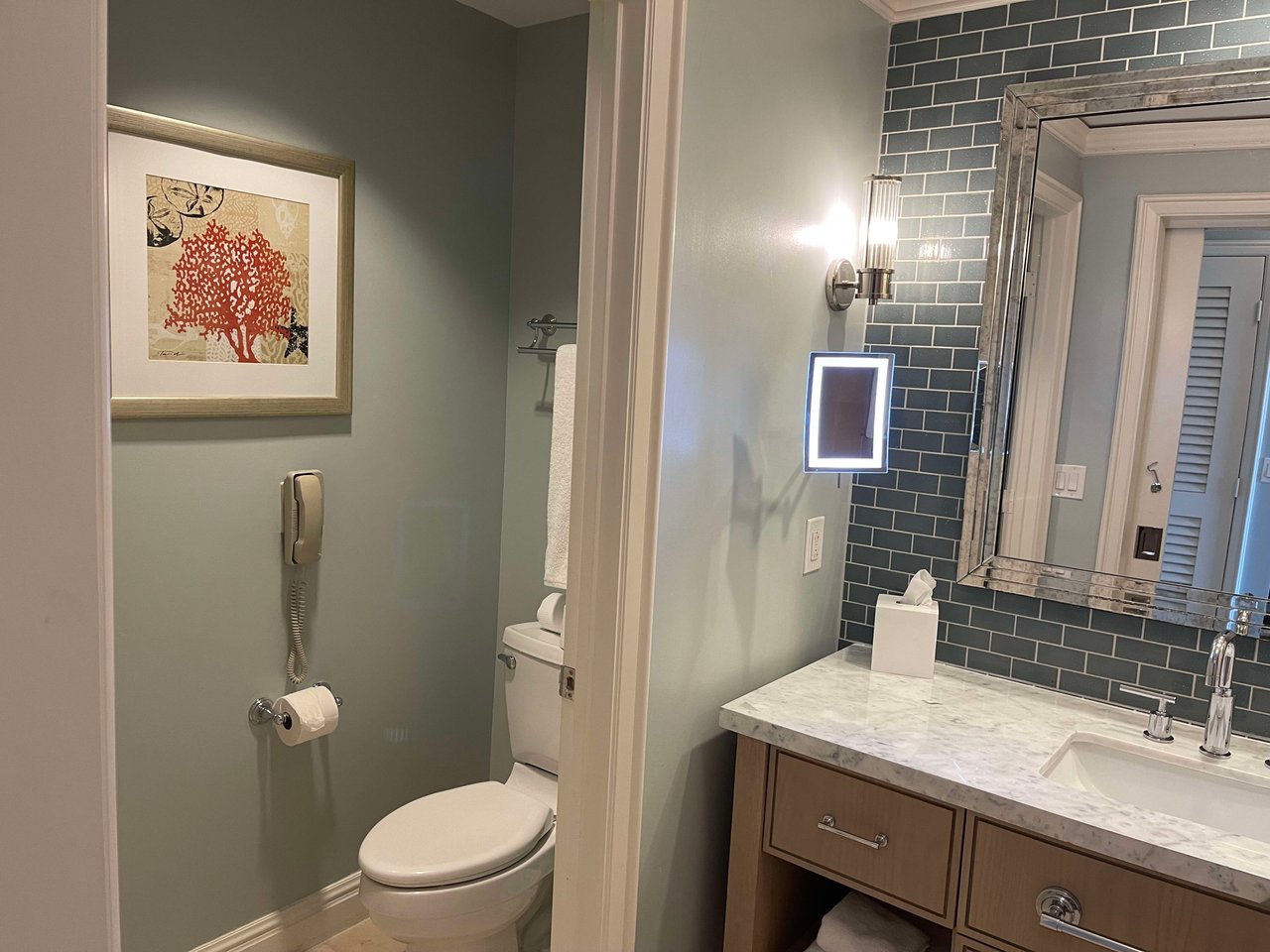 455 Grand Bay Dr #470