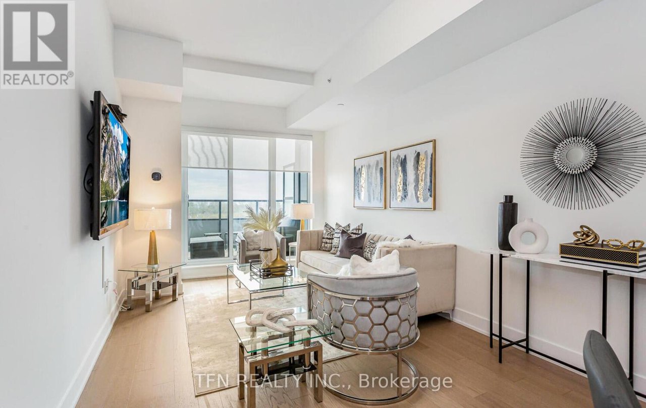 20 Shore Breeze Drive, Unit 213