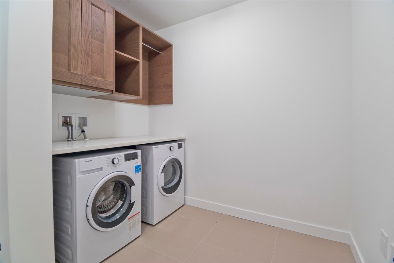 2102-5629 Birney Ave