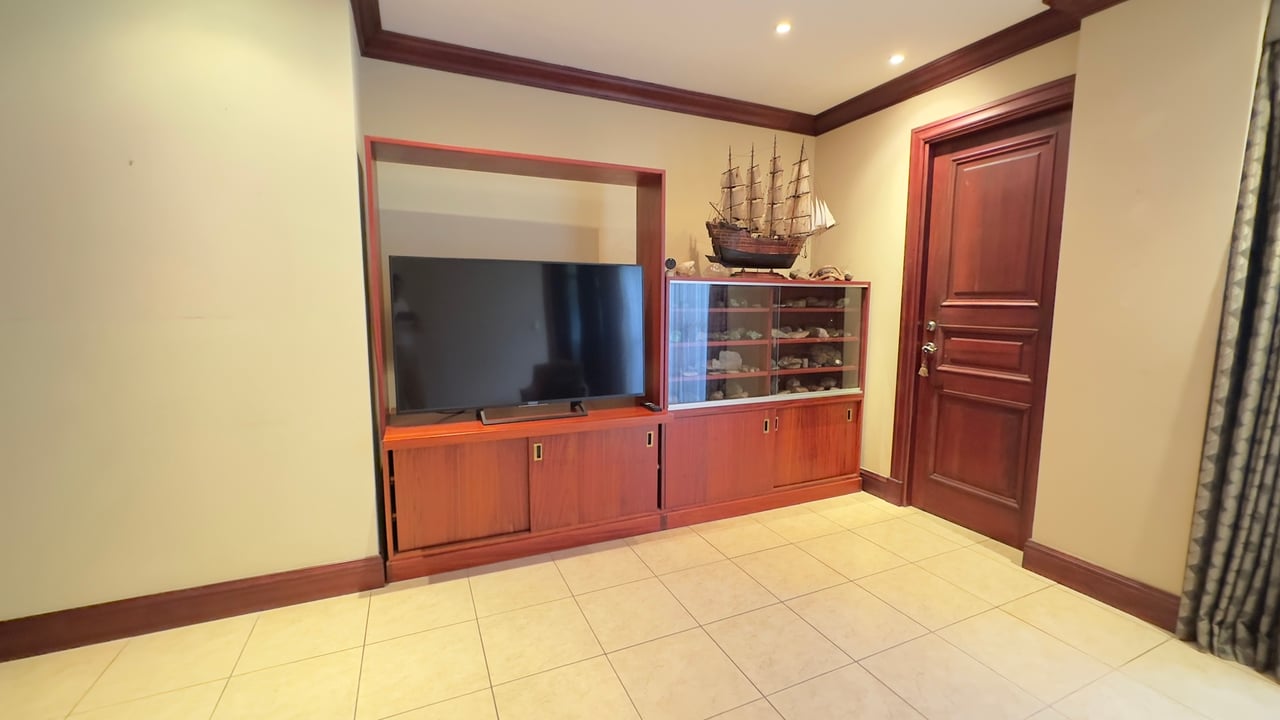 Exclusive Gated Community Condo, Curridabat, San Jose