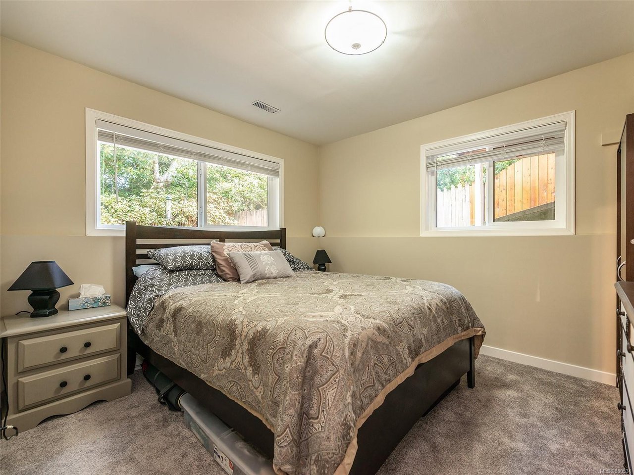 1238 Garry Oak Pl