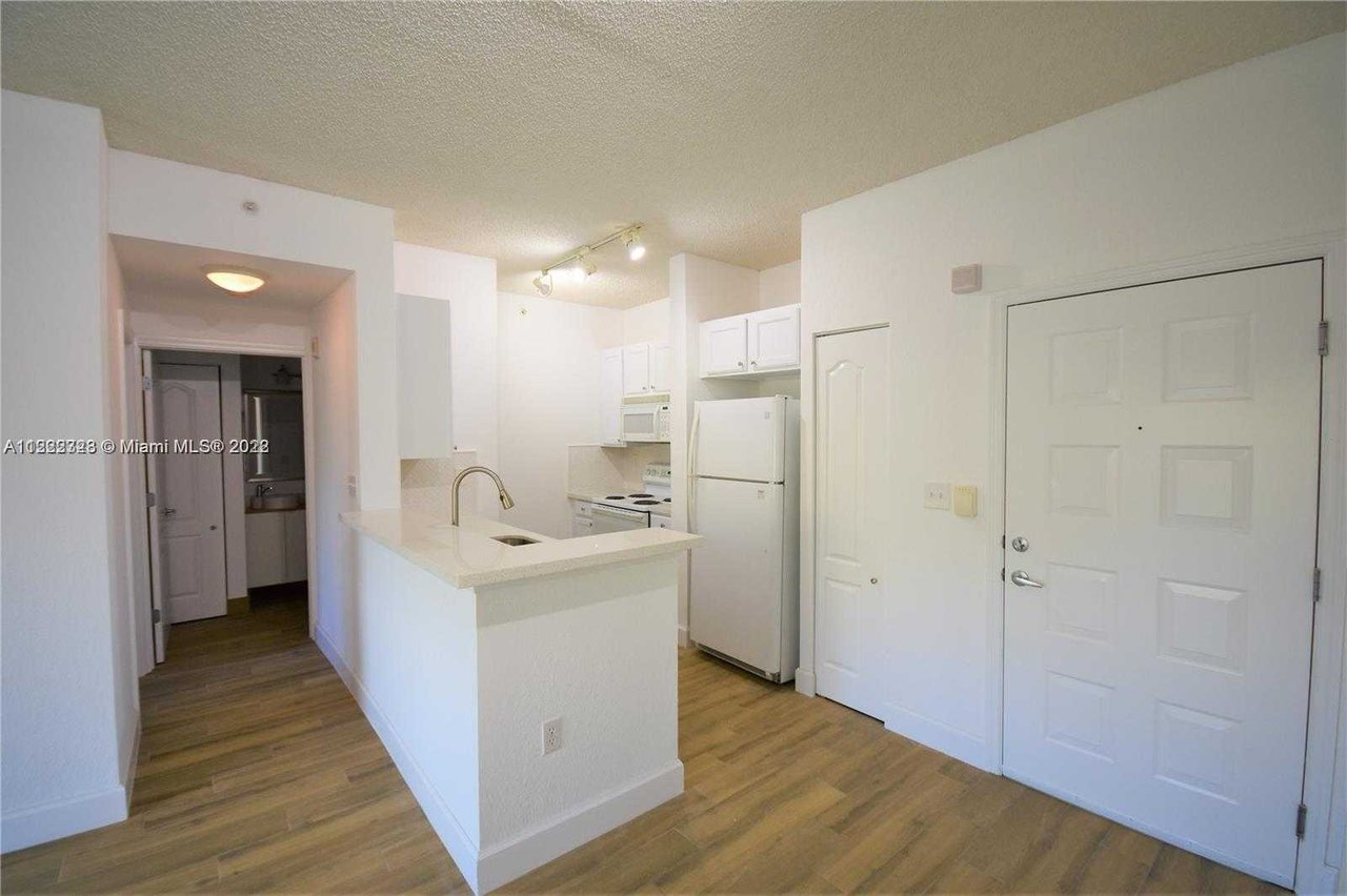 6001 SW 70th St Unit 355