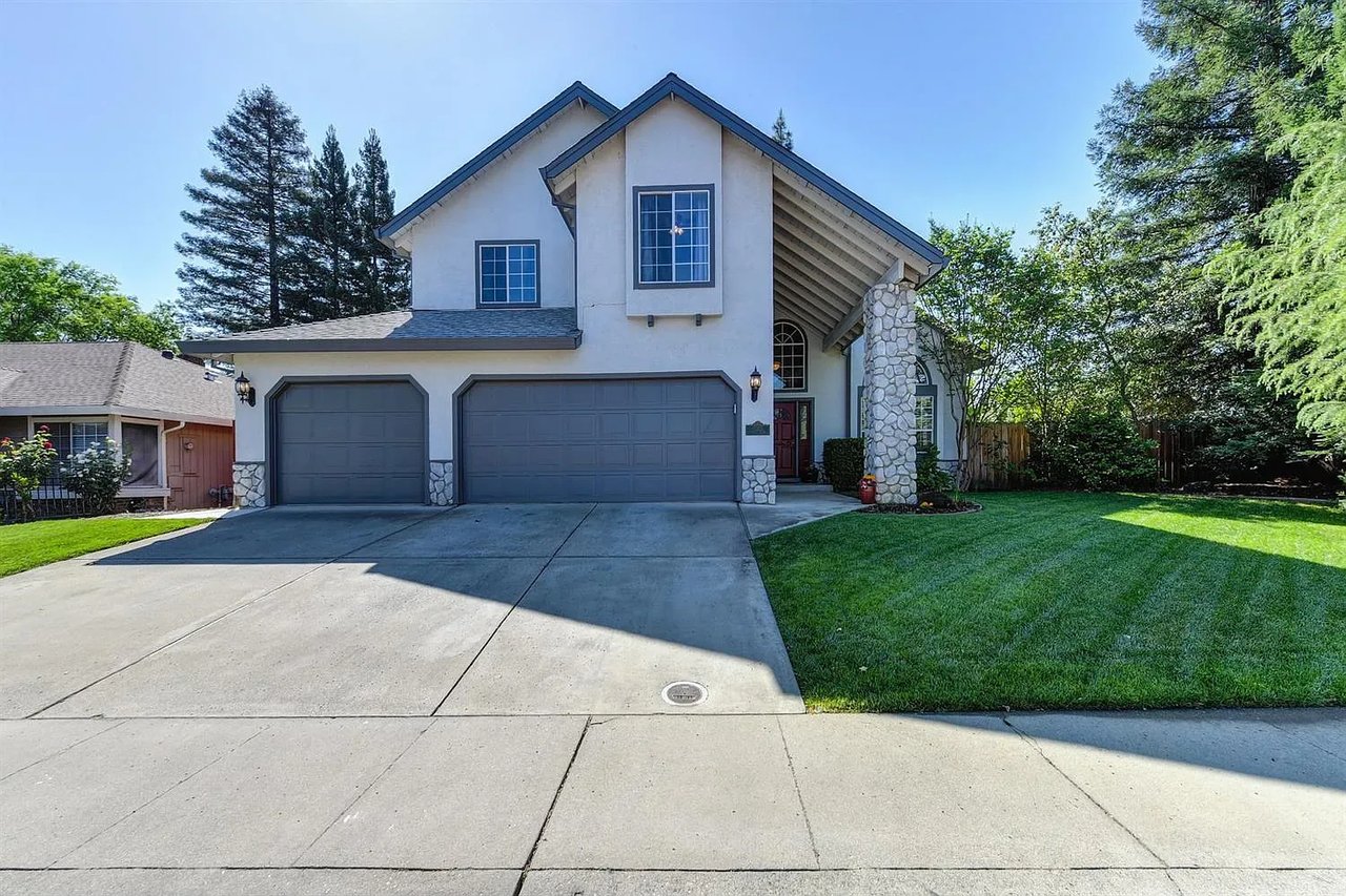 5315 Fairway Dr