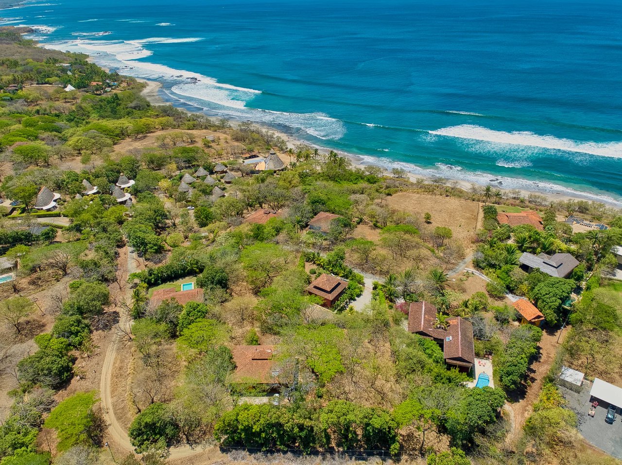Modern Home in Beachfront Gated Community, Tamarindo, Guanacaste