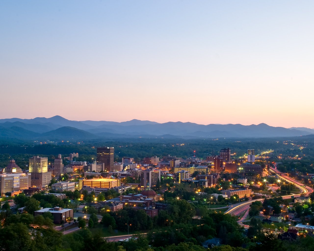 Navigating the Asheville Real Estate Market: Tips for Buying Your Dream Home in the Blue Ridge Mountains