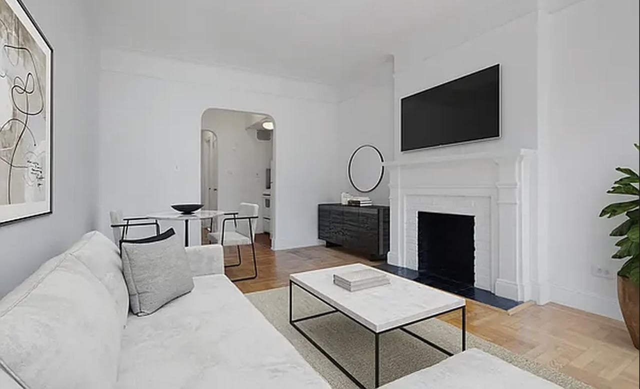 341 East 22nd Street, Apt 4-A