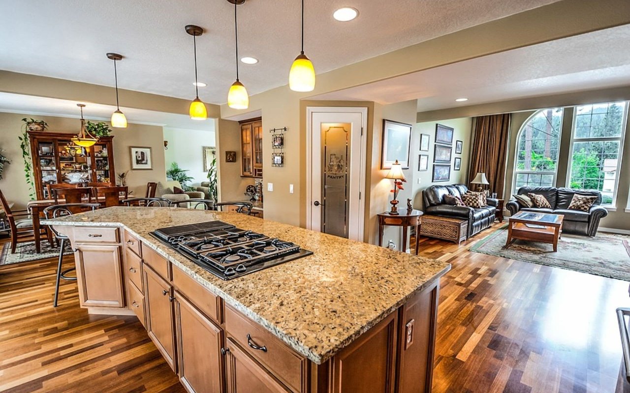 16 Common Mistakes That First-Time House-Flippers Make