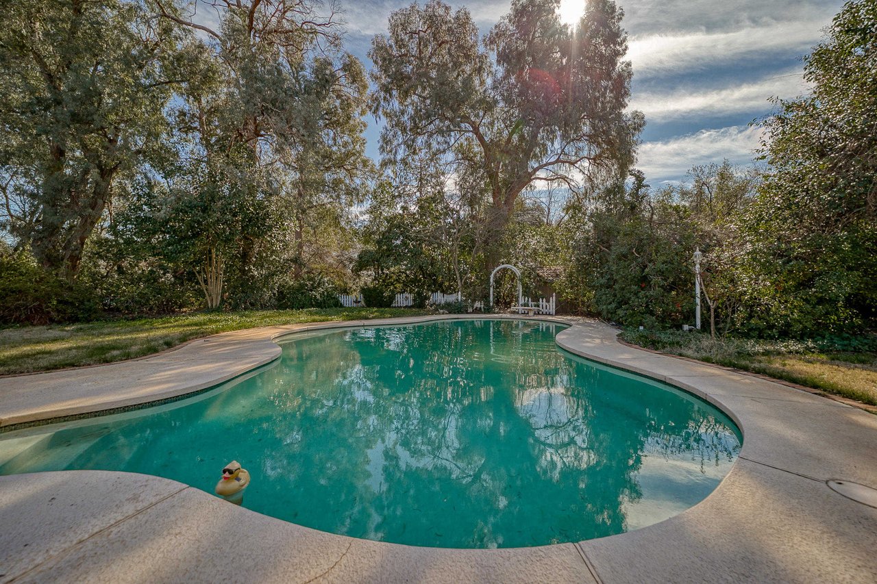 4398 Alta Campo Dr