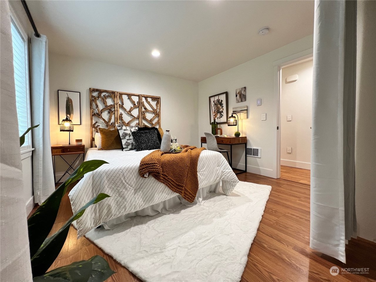 C110-21307 48th Ave