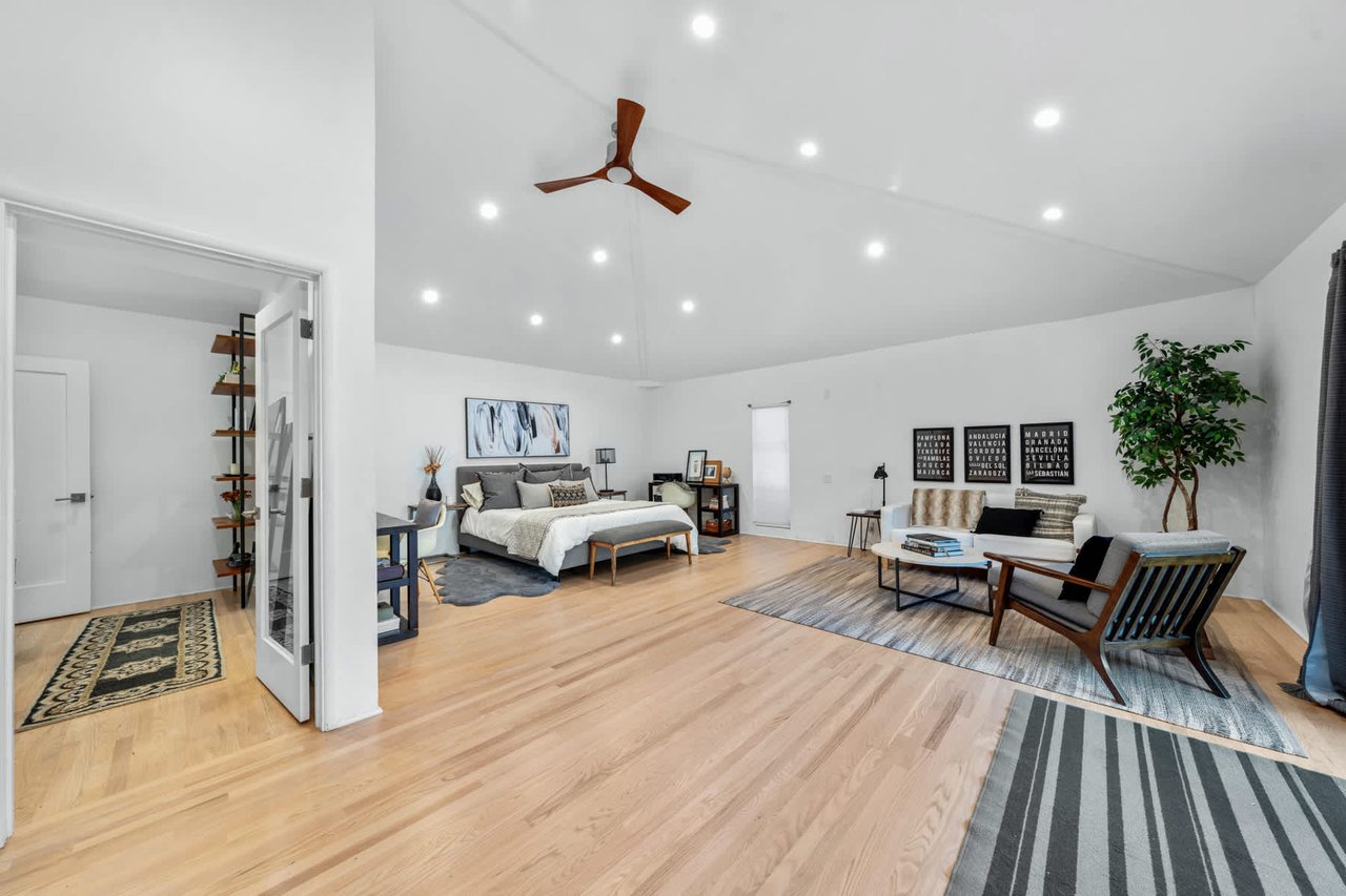 1518 Valley Drive, Topanga