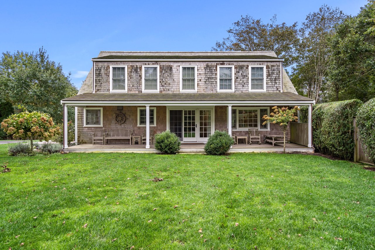 6 Oak Hollow Ln