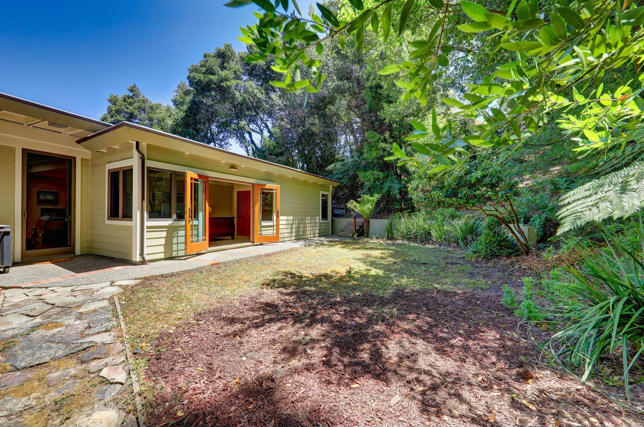 Paradise Retreat