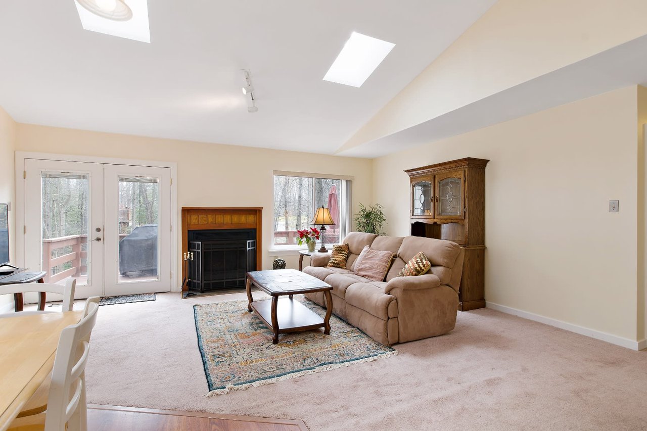 1457 Lockett Ridge Road