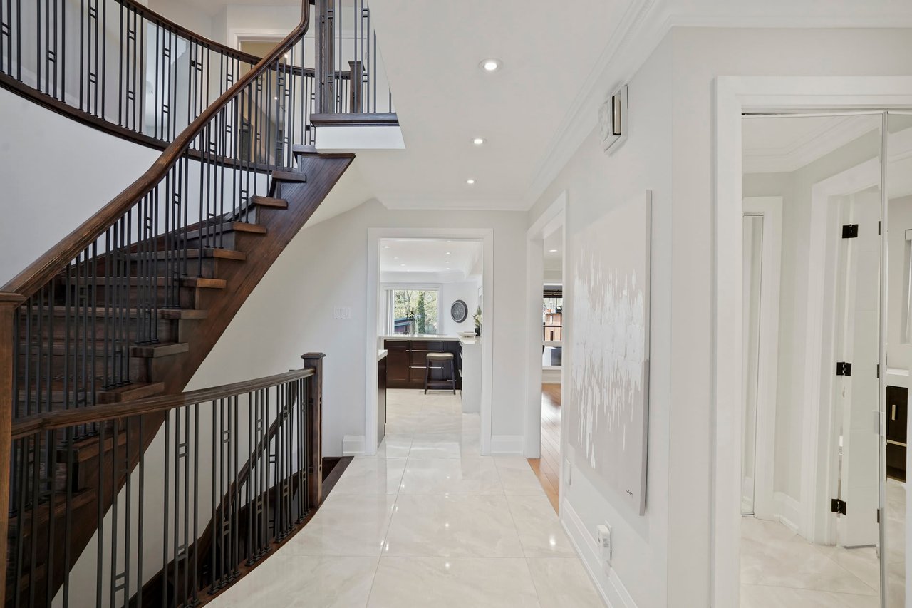 1414 Cawthra Rd