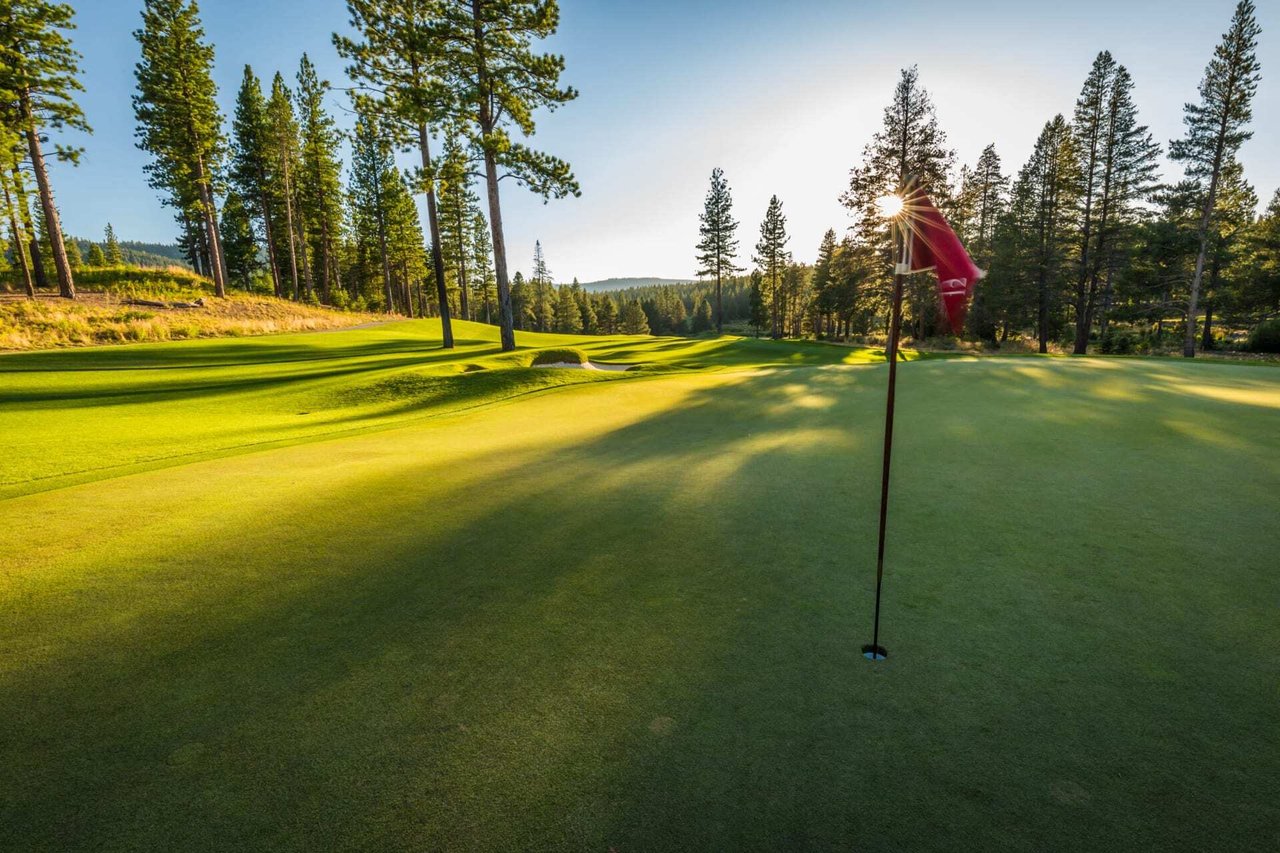 Truckee Golf Course Communities