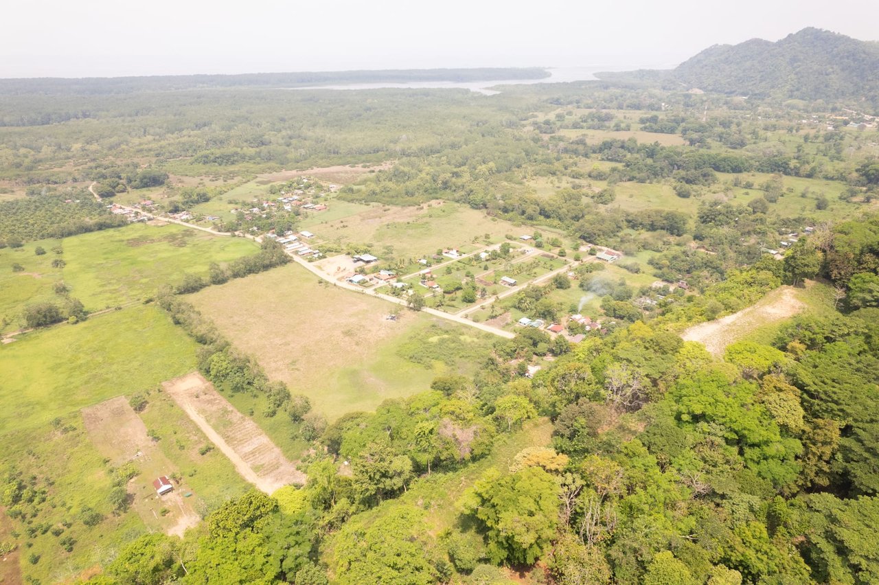 Stunning ocean views & great investment