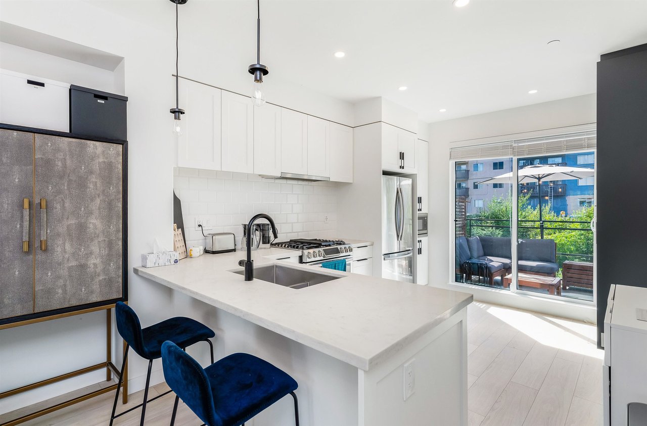 102-3105 St George St